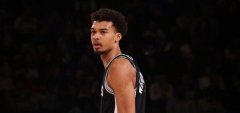 NBA常規賽尼克斯險勝馬刺,布里奇斯與文班亞馬對飚